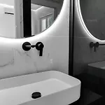 Πανσιόν Caralis 4*