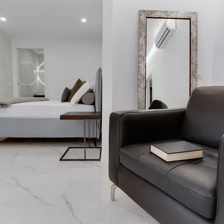 Caralis Πανσιόν 4*